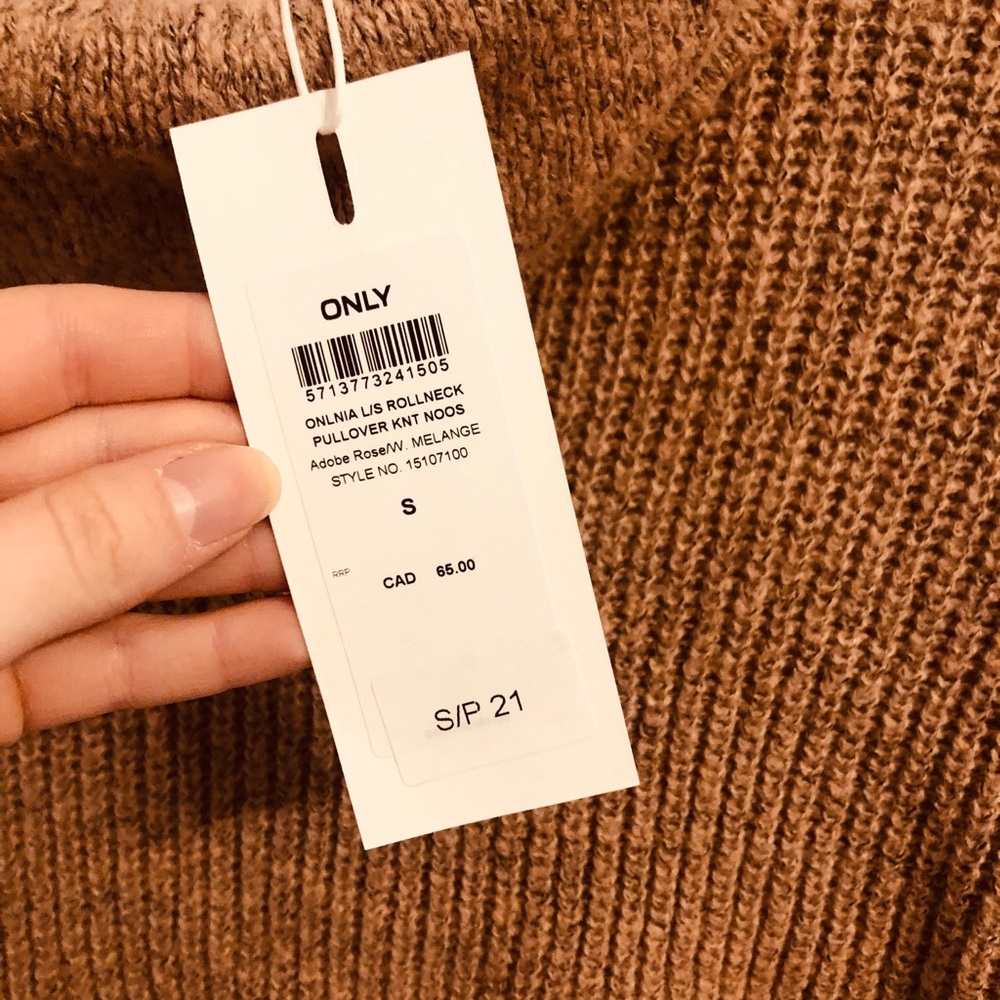 Turtleneck - Picture 3 of 3